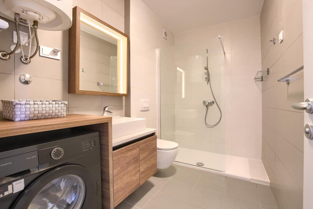 Beautiful Two-Bedroom Seaside Apartment In 普莱曼图拉 外观 照片
